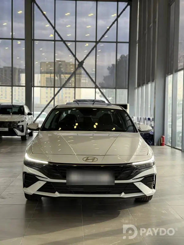 Hyundai Elantra • 2025 г • 2 л • Автомат • Седан • Передний • Бензин